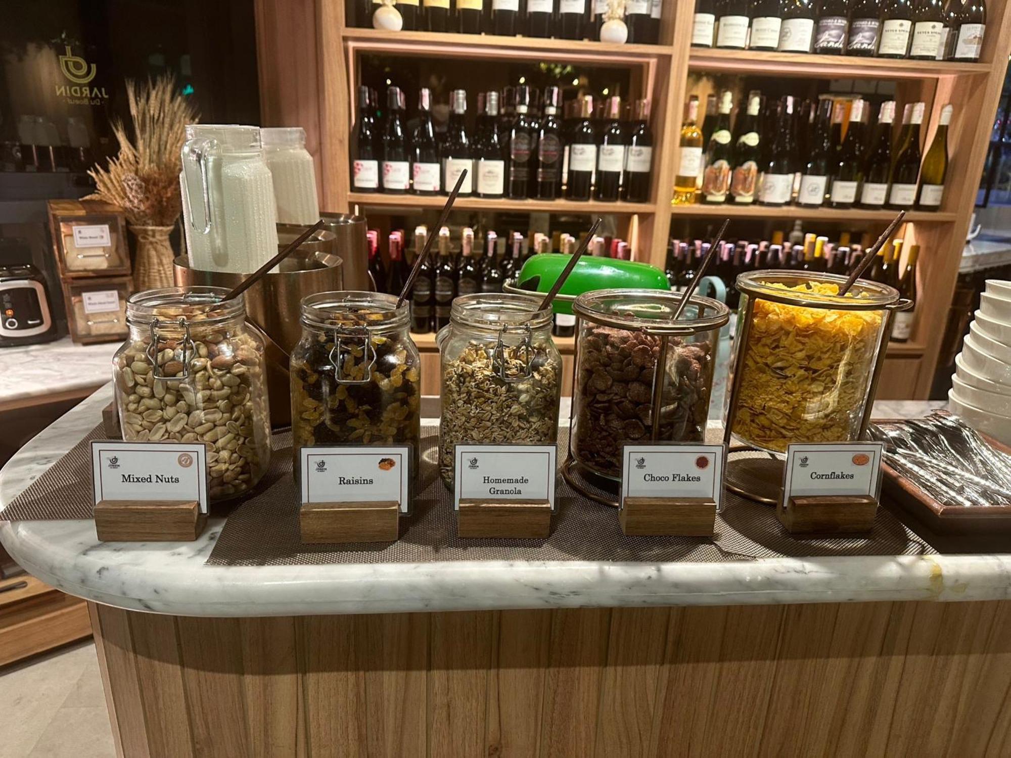 Somerset Rama 9 Bangkok Exterior photo Dried tea leaves at a tea bar